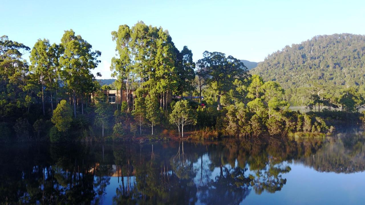 Tullah Lakeside Lodge Exteriör bild